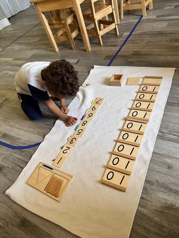 montessori-vs-daycare